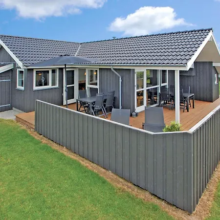 Holiday home Beautiful In Haderslev With Kitchen Flovt